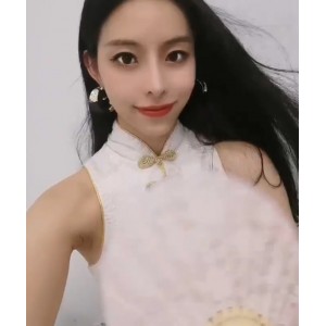 “独家推特珍藏！riri617合集98p28v，132M视频大放送！”