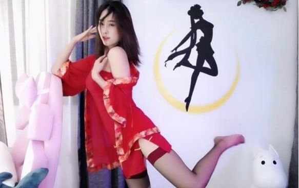 熊猫tv最美本土主播二娃优质合集：75个视频9.8G，颜值超人气火箭群涌动