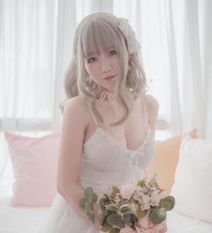 YOKO宅夏cos作品合集，可爱女神尺度大，技术高超，8.8G视频火爆上线