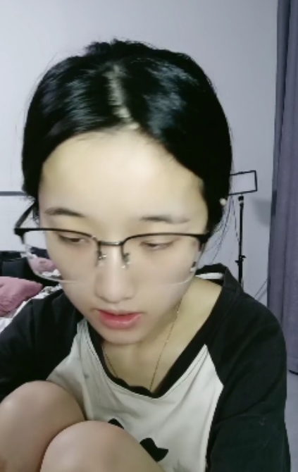 小梅的坚强与勇敢：嫩星星10G小合集7V