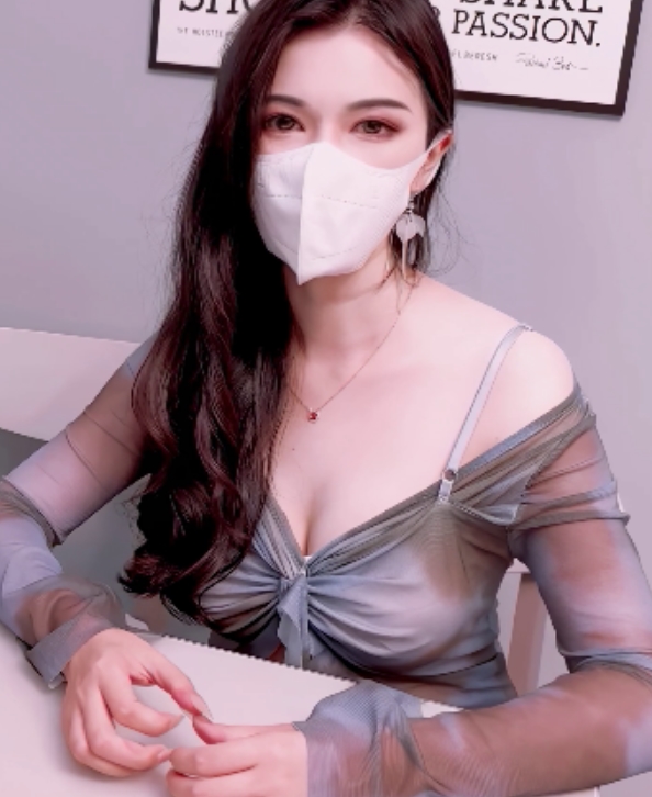 推特小狗《狐不妖74v57.4g合集》：虚拟世界的魅力收藏