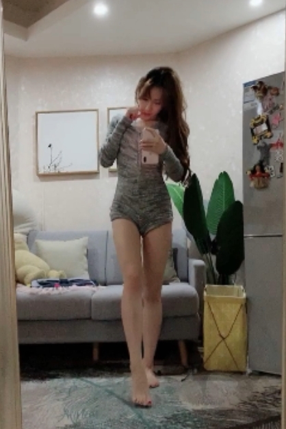 顾茜茜热舞直播福利合集25.5G，压缩包解压，绝美外貌火爆身材