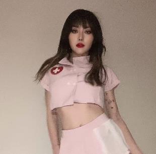 绝版资源！EunHa自拍视频，时长最长17分钟，赵梓婷圈粉举牌子