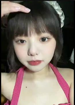 《优质S货李月与男友XA精选自拍视频曝光！3分钟展示青春爱情故事》