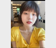 J液李月：超可爱妹子自拍视频，美丽魅力友善善良幸福