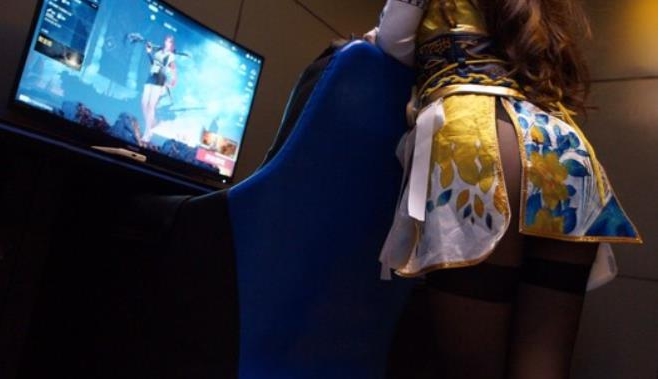 虎牙超人气元气满满的小余(小玉儿)散播合集4v-575M