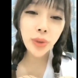 网红妹子带你体验章子怡的新奇视频资源