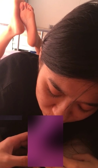 虎牙宅男圈私传稀缺资源：龚倩莹真实事件绝版合集