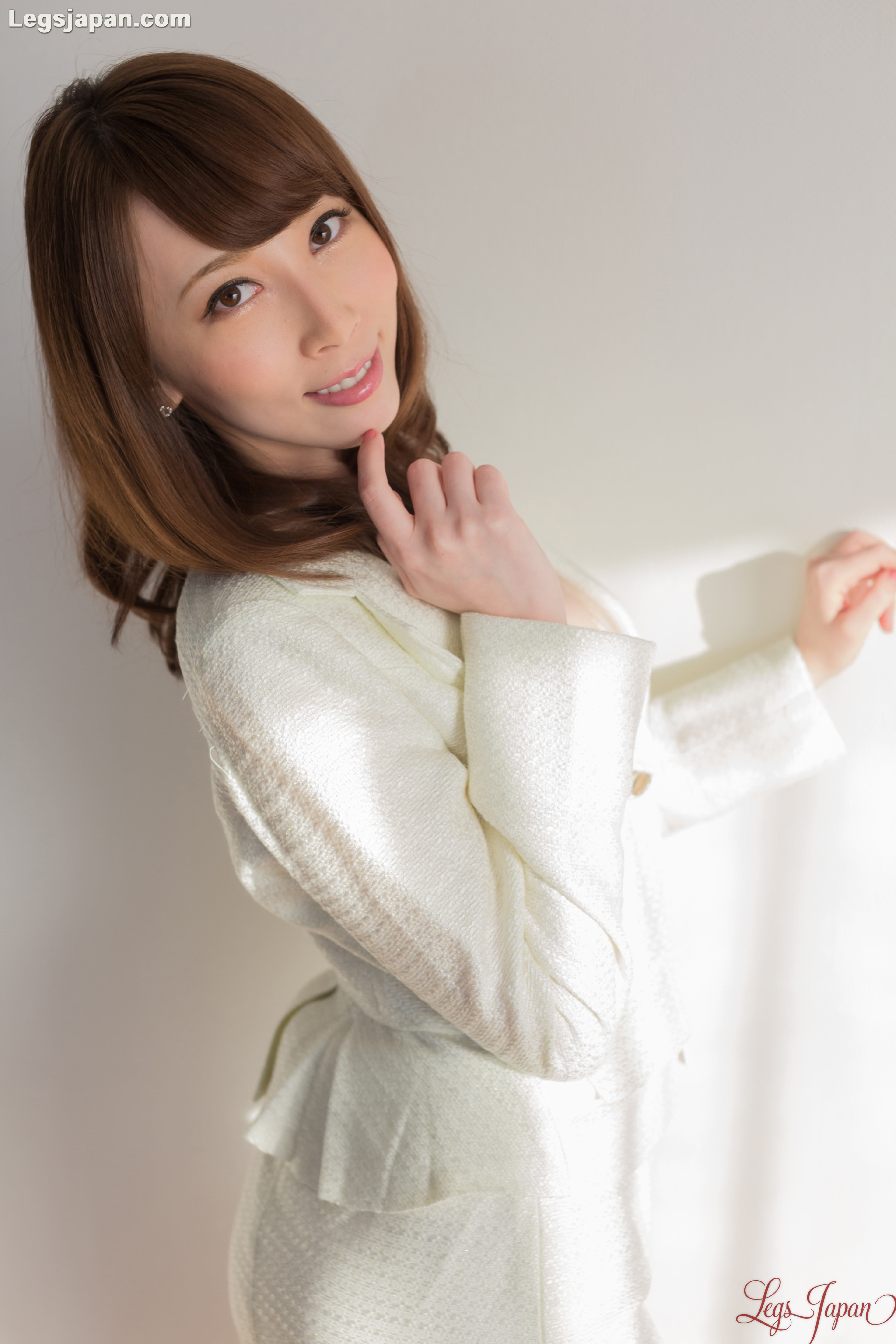 岛国美足达人AyaKisaki技艺展示，31部视频20G资源，男主互动惊艳