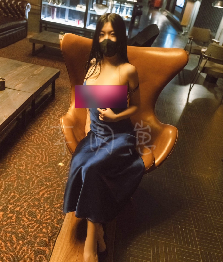 妹子私拍合集2K画质展示奴印文化魅力