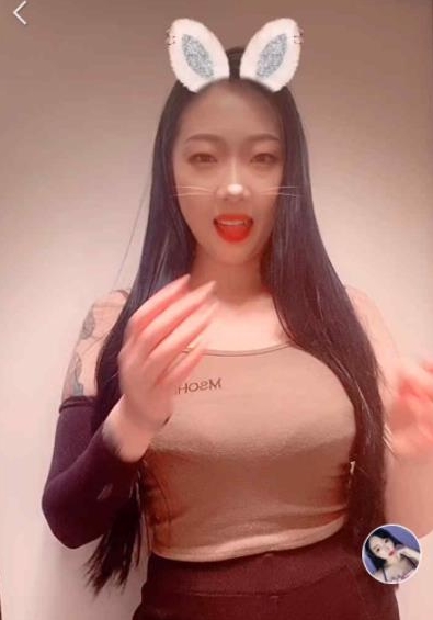 快手人气大灯主播（欣妹妹）合集视频丰富多彩，笑声不断