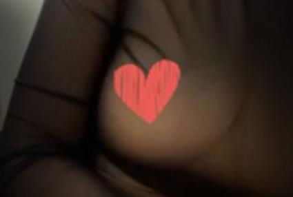 Kyara高端女模视频合集：S级别玉兔蜜桃臀，3.G超大容量，绅士争抢冲锋