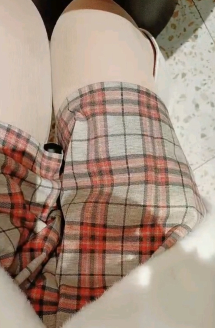 重庆妹子晴儿大黑牛合集31视频38G，时间线方便查看，推荐程度高