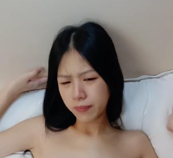 小甜心亲兄妹露脸合集：4V-5.3G火爆视频，车衣棒棒糖全收录！