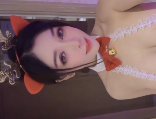 女神级健身教练梦琪自拍视频曝光，完美颜值身材惊艳，下载地址等你来