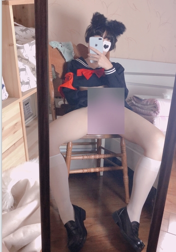 网红小结巴自拍作品合集：妹子身段车灯全收录，4.45G视频等你来欣赏