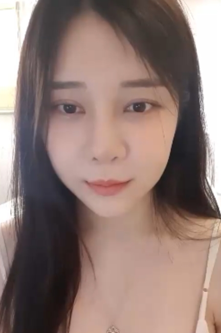 韩国高颜值主播kbjpupu28/yy282/hee941027102V14G视频百度云下载，解压密码cunhua，精彩不容错过！