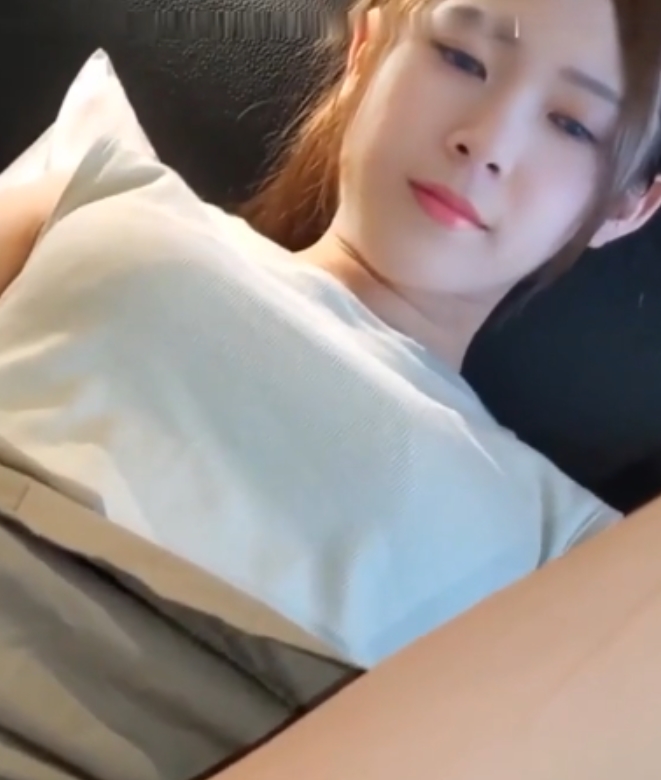 高颜值女星换脸作品集，观赏性十足，放飞自我视频