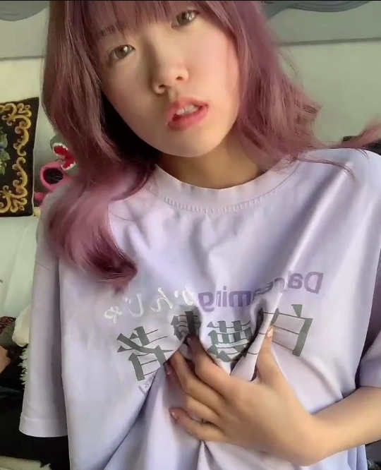 骚气妹子长安10月新1v578m：妹子自信活力，视频丰富多彩