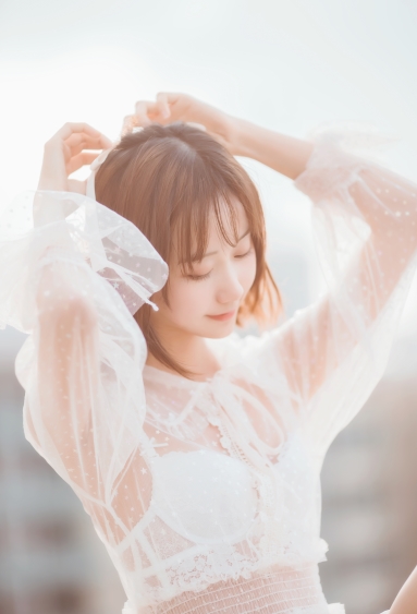 木棉棉OwO天台生活39P-241M视频集锦