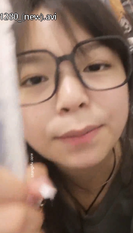 眼镜妹玛莎：自购视频曝光，大小626.73MB，时长19分51秒