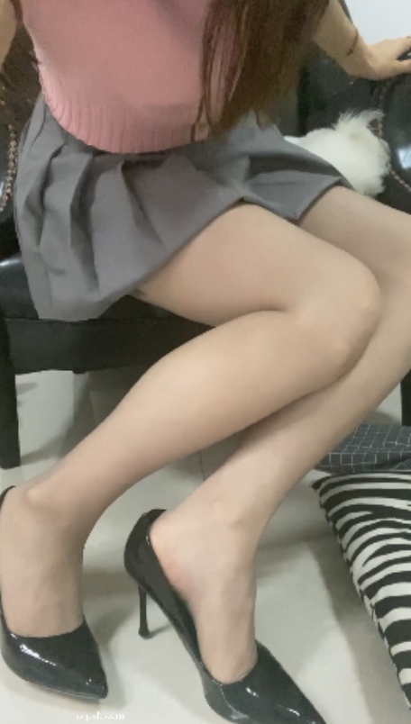 福利易直播软软微信福利8V4.42G，颜值竿娆主播独特风格，百度云下载