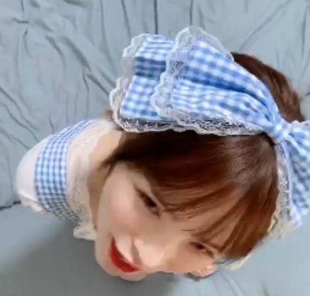 嘴艺吃鸡吞金大合集：嘴艺颜值双重挑战，深处用口露脸看点极高