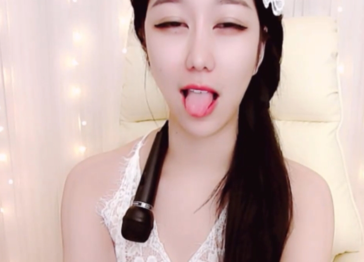 CB站最新视频：meow7V5.23G，粉丝热议收藏