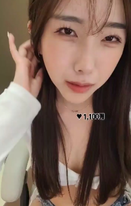 高颜值女主播某处LOVE直播系列2V，2.3G高清视频，百度云下载，不戴口罩，某处LOVE，1080P清晰度