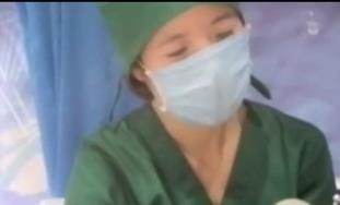 珍贵资源！手术服医用手套极限控J+龟责[3V-4.6G]，男主肾结石擦管自拍