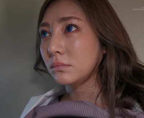 破解绝味妻子：岛国医生被包围，车灯绚丽超清视觉神经