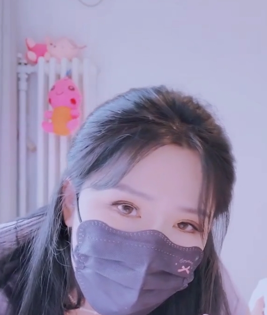 高冷女神樱桃空空：37部作品总41.7G，百度ED2K收藏量高达938