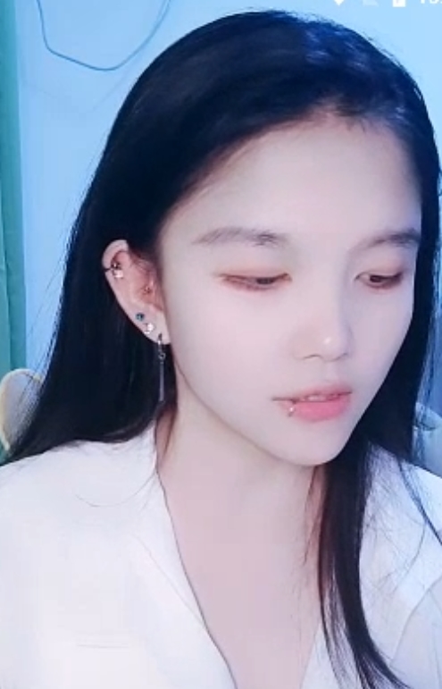 月亮女王姚笛超反差SM22v16.2g视频收藏指南