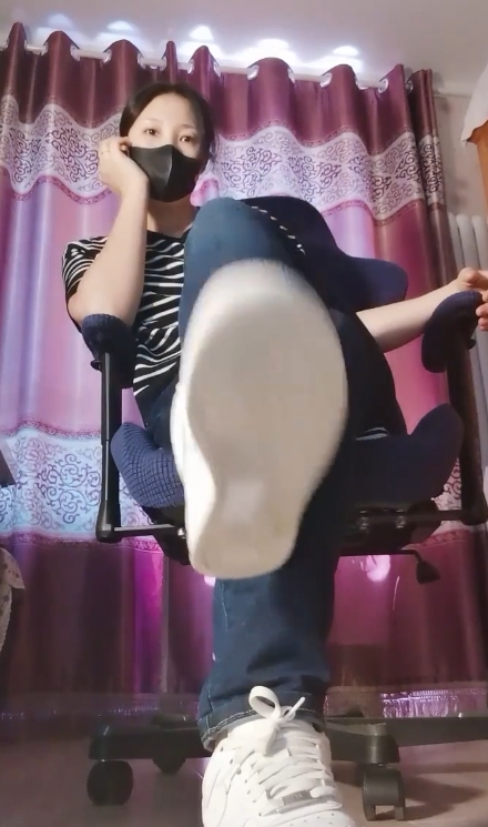 天花板桃仙小妖精：情景骚剧，收藏百度ED2K，新增4v版本