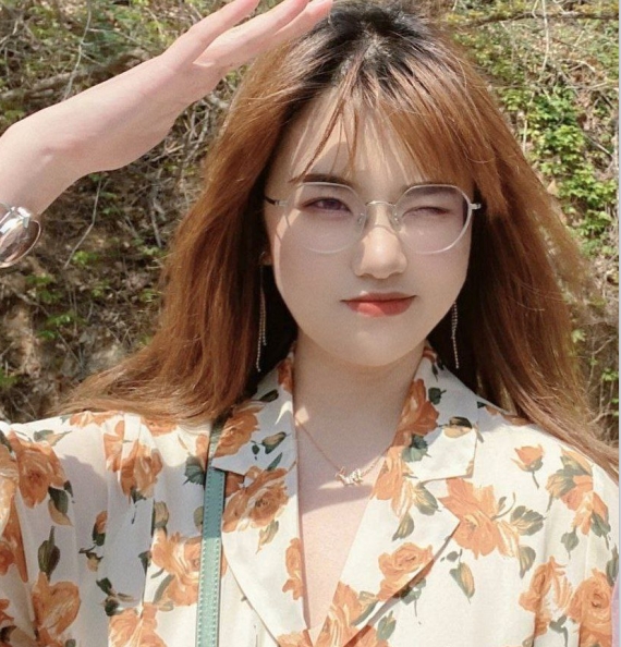 反差婊砸生活乱来21套视图合集，4.41G百度盘视频大放送！