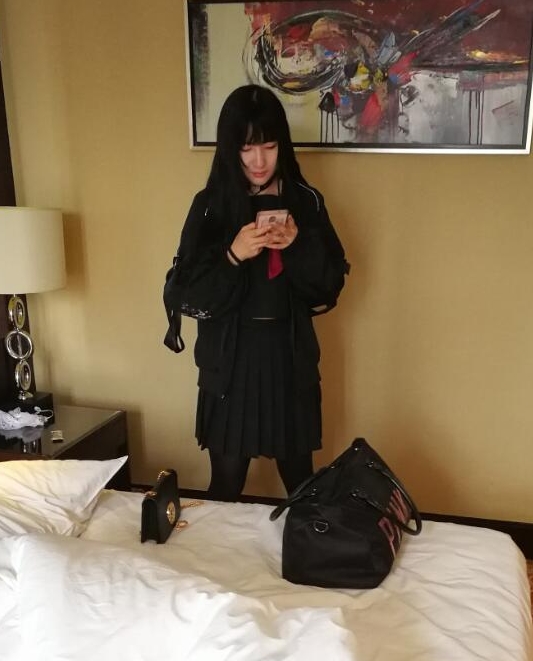 runa酱5000元事件揭秘：老资源补充2G空间交易群里八卦