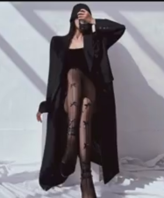 王牌飞行员v2.7g：珍贵收藏，百度搜索热度飙升