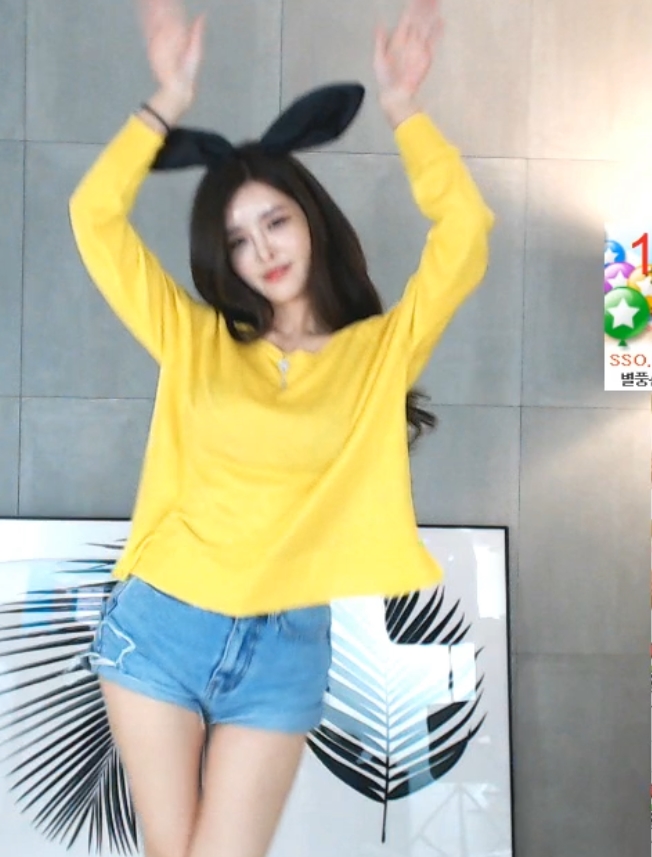 热门主播伊素婉在AfreecaTV平台展现精彩，视频数量众多(49v6.3G)