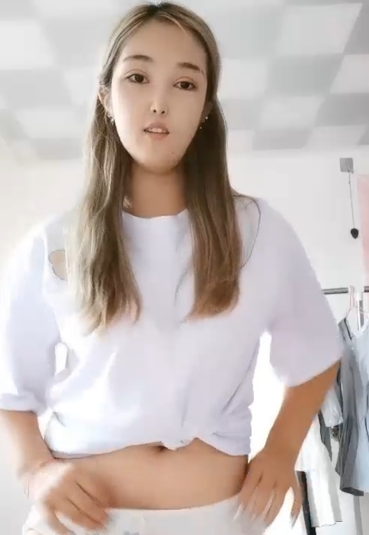 高二小骚狐狸与男友视频珍藏86v51.5g