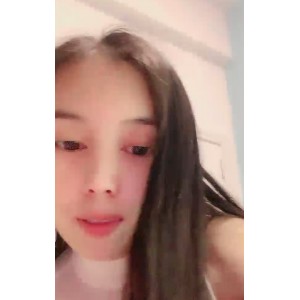 炮击小东西，神秘地带揉搓，美妞蜜桃臀放飞自我