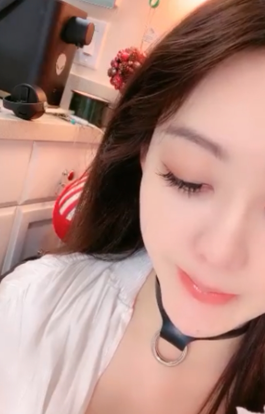 阀太太的粉丝还是喜欢收藏视频的人都值得一看。赶紧点击观看，感受人气女神的魅力吧！