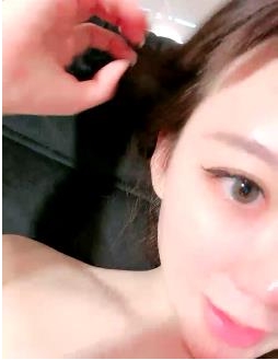 韵。这种独特的直播风格让Neinei在众多主播中脱颖而出，成为了众多观众心目中的“七彩女神”。如果你也想一睹Neinei的风采，不妨来看看这个粉鮑誘惑直播合集，绝对不会让你失望！