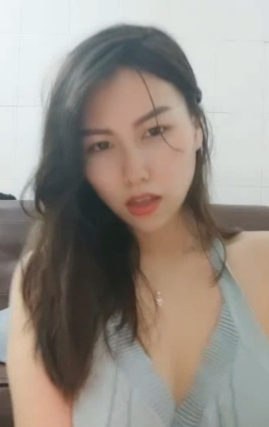 高人气姐妹花呇竍最新合集88V15G，百度收藏239