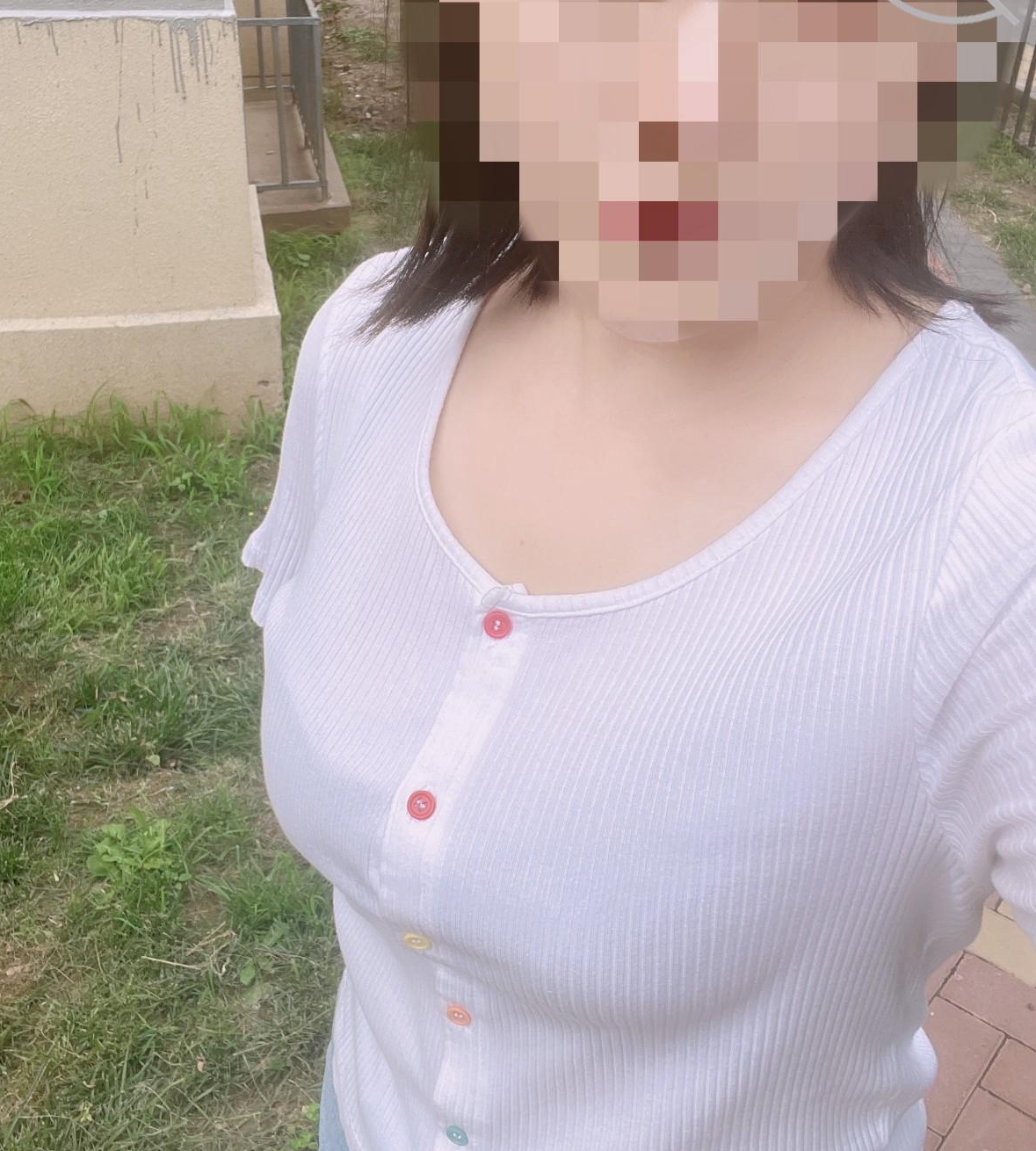 重磅展示百度盘优质分享29岁少妇博主糖糖与大学生小刘的不伦之恋1V332M，精彩内容尽在海角社区