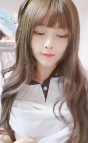 网红WeChat女仆装合集15V30G,空虚无聊的奇妙玩具