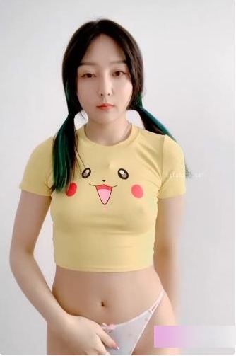 新晋网红微信合集文西啊最新精选34部11G，五天水下直播精彩纷呈