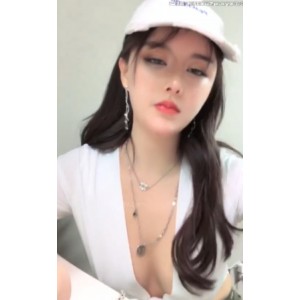 美臀女神唐泽雪视频合集22.4G