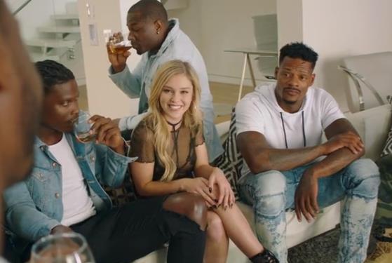 自由国kalirose丝袜合集8部9G太诱人了