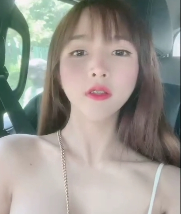 Aomyumi实战流资源1部OnlyFans童颜版绝密