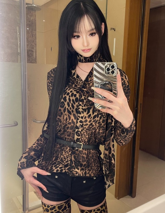 顾恩婷秘密花园百部珍藏1.9g绝代风华舞动奇迹